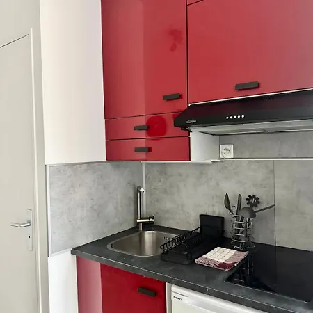 Cosy Avec Parking Prive - Rer A - Proche Paris & Апартаменты